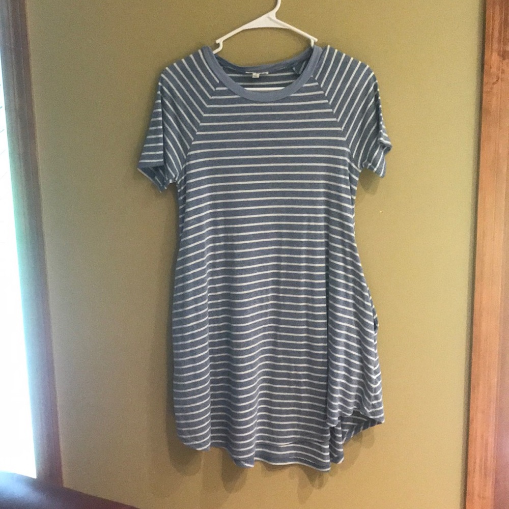 T-shirt dress WITH POCKETS